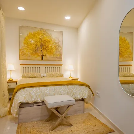 Fantastico 2h+1b Plaza Del Museo Apartment Seville