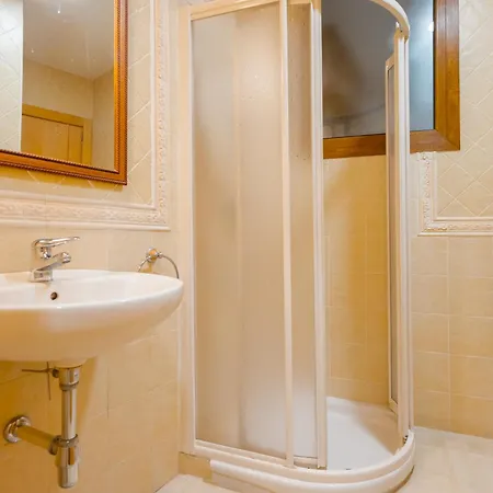 Fantastico 2h+1b Plaza Del Museo Apartment *